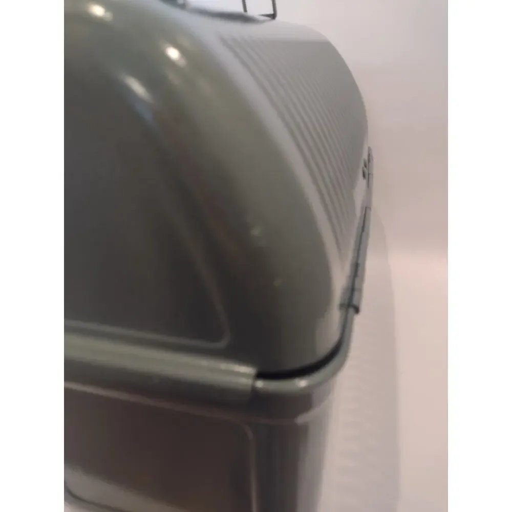 Stanley Green Metal Lunch Box 10 qt w/ Handle & Lid, Model 20-00960
